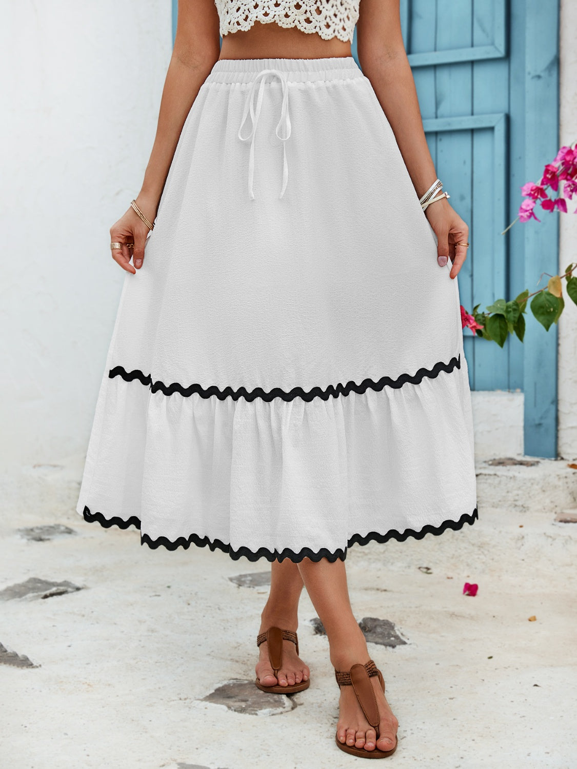 White Contrast Trim High Waist Skirt